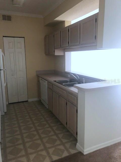 Image 7 of 9 For 5616 Pinnacle Heights Circle 304