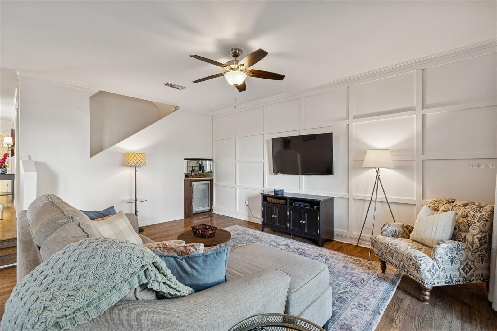 Image 33 of 86 For 5220 Russell Street 36