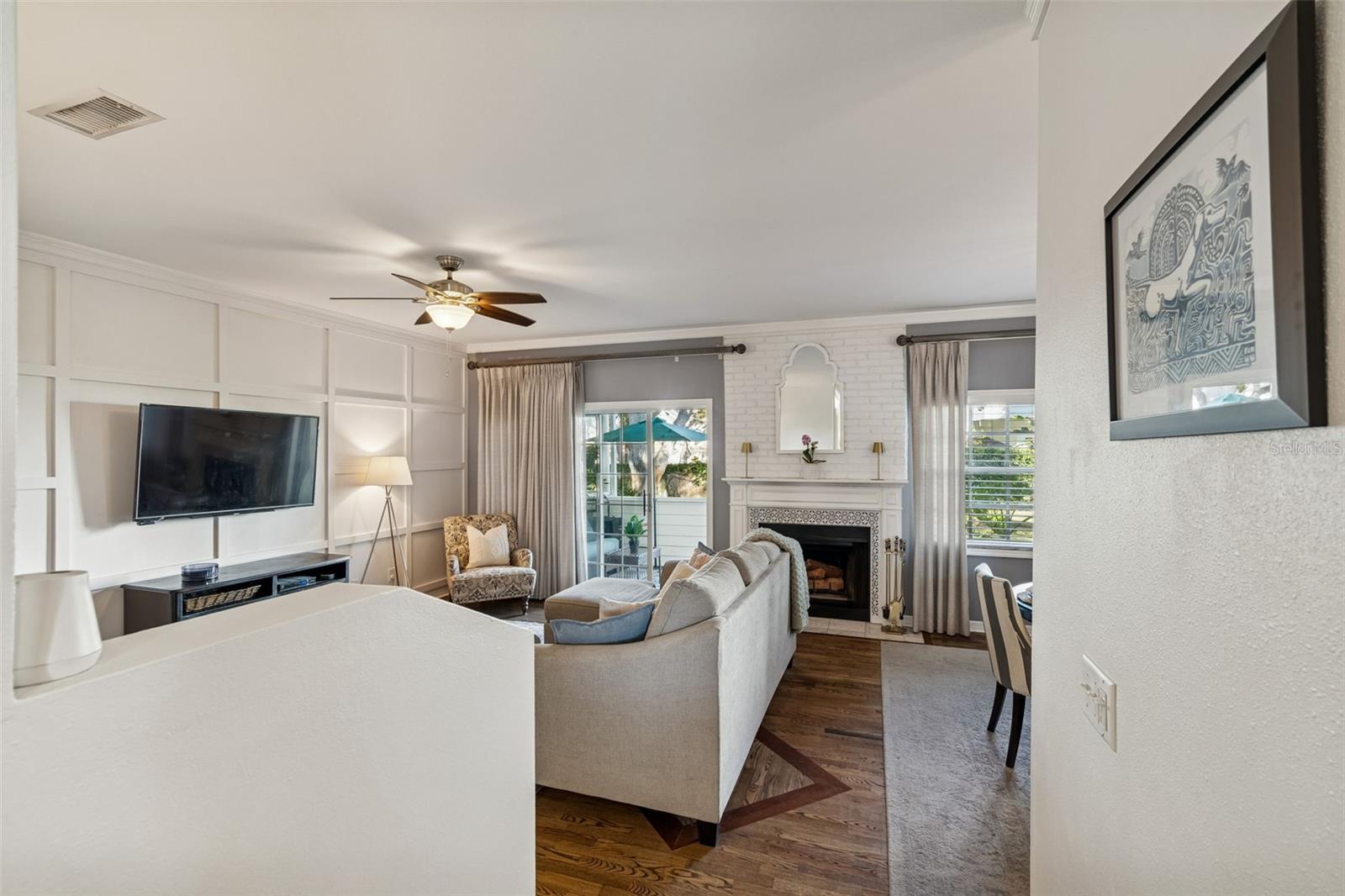 Image 34 of 86 For 5220 Russell Street 36