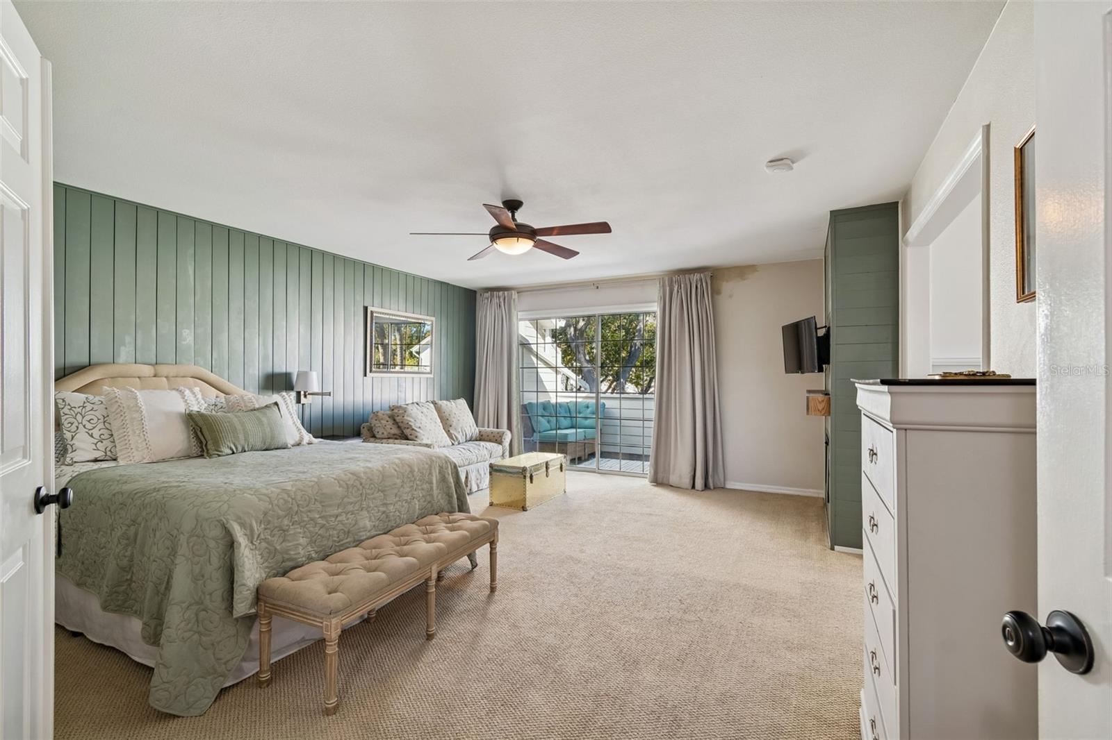 Image 38 of 86 For 5220 Russell Street 36