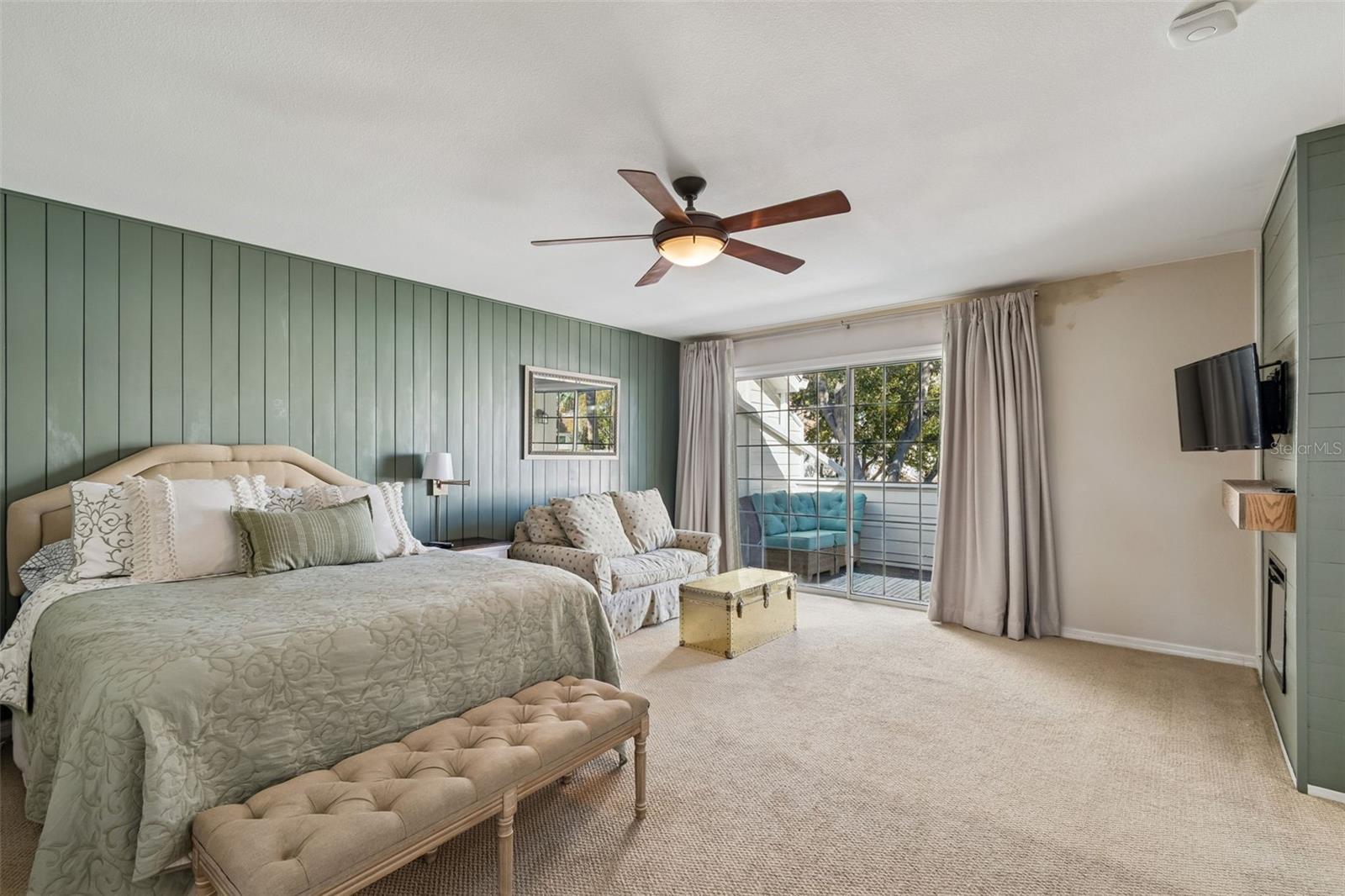 Image 39 of 86 For 5220 Russell Street 36