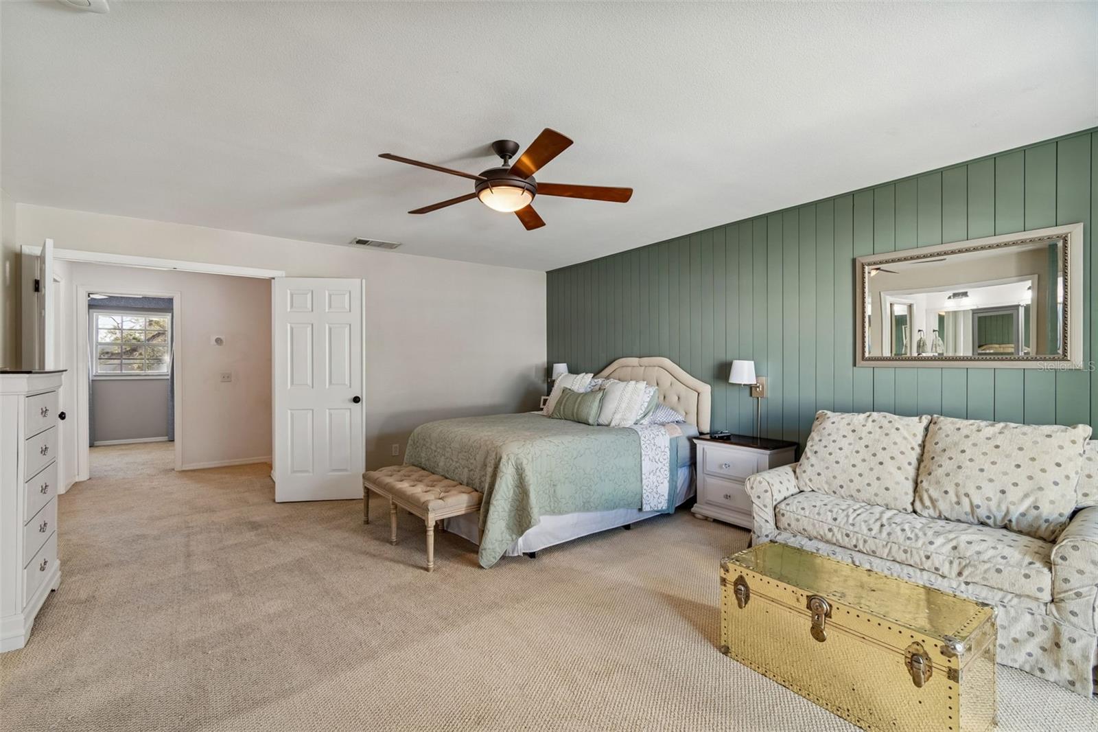 Image 40 of 86 For 5220 Russell Street 36