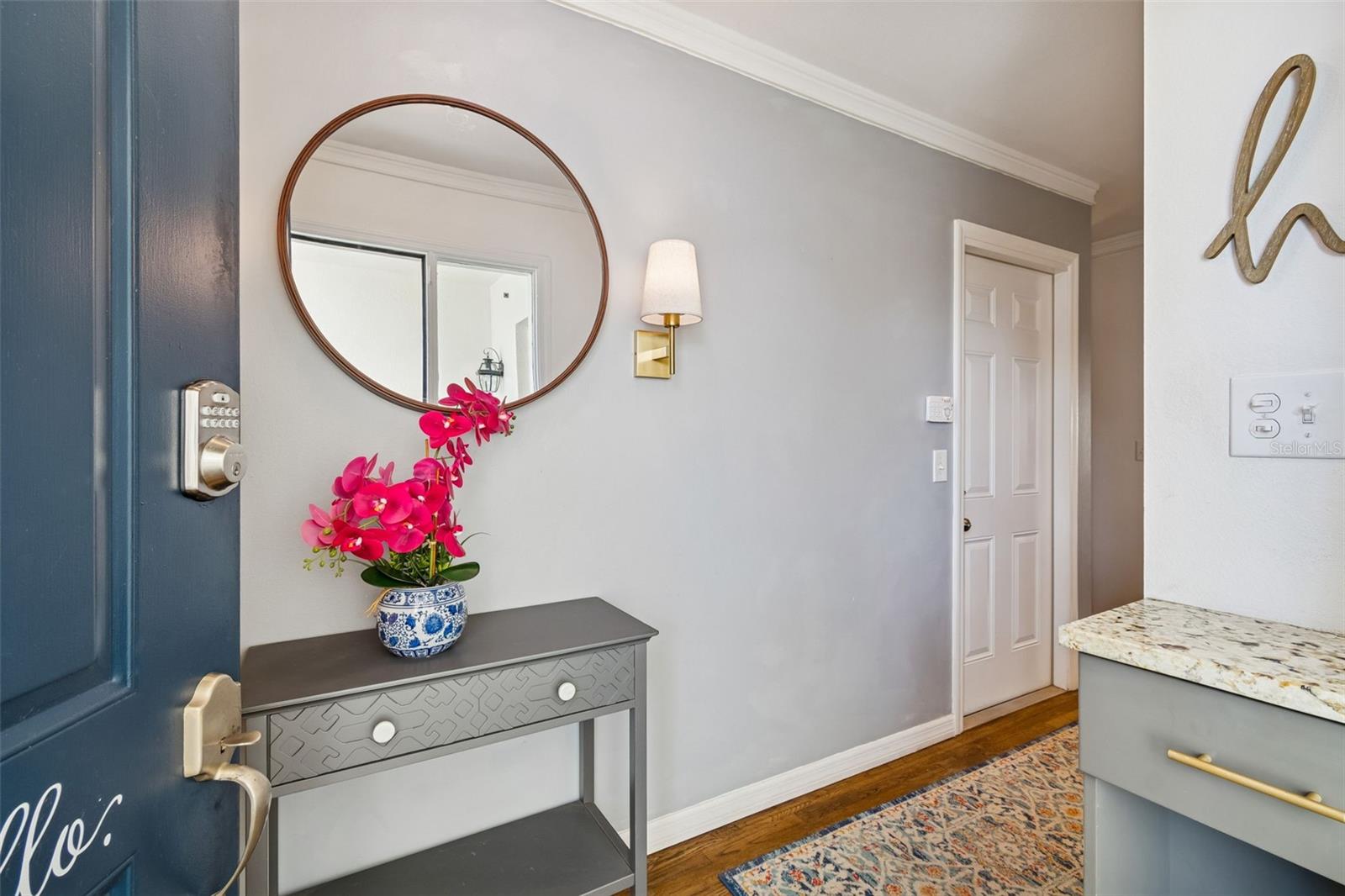 Image 5 of 86 For 5220 Russell Street 36