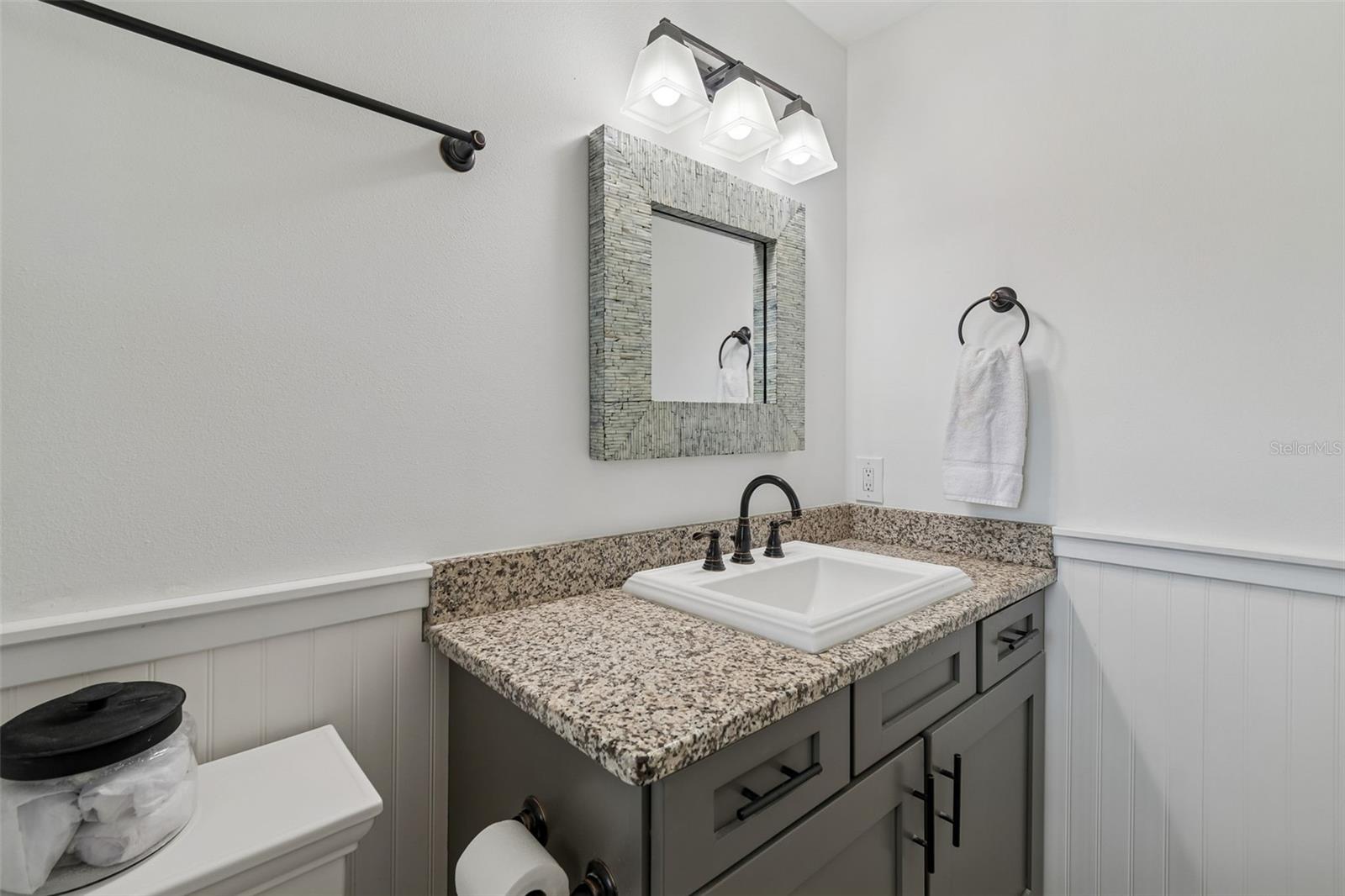 Image 58 of 86 For 5220 Russell Street 36