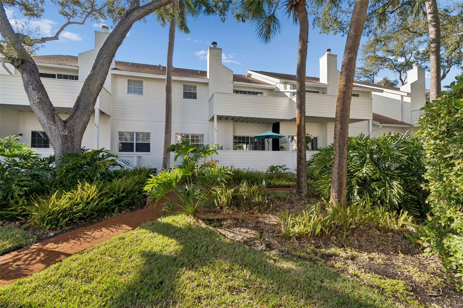 Image 70 of 86 For 5220 Russell Street 36