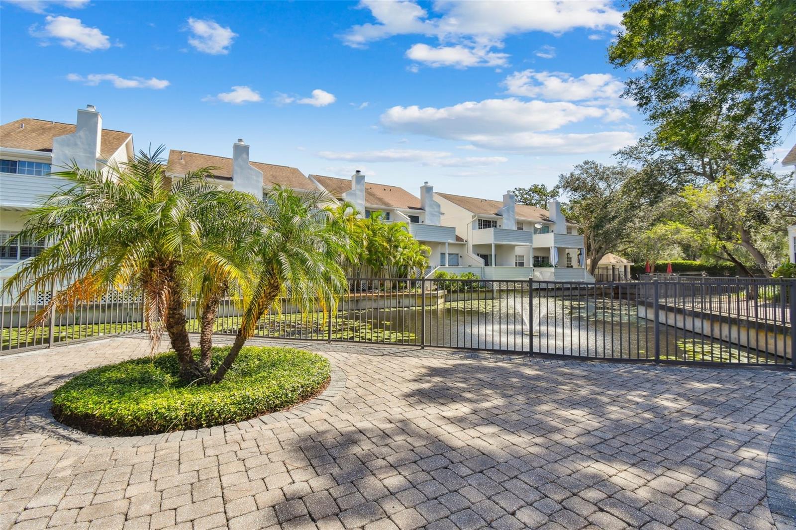 Image 77 of 86 For 5220 Russell Street 36