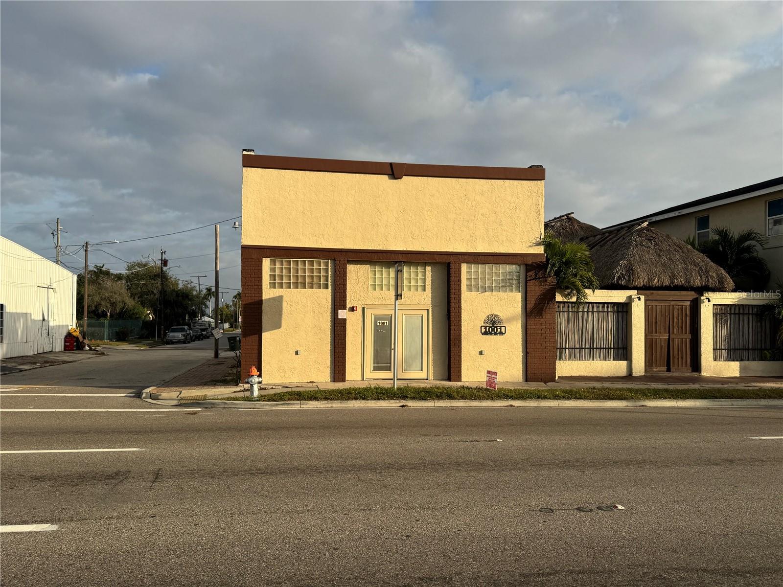 Details for 1001 Manatee Avenue E, BRADENTON, FL 34208