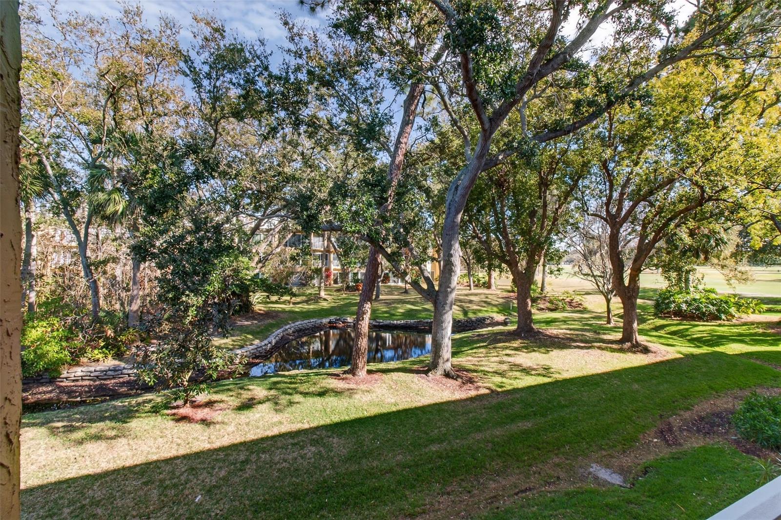 Image 27 of 37 For 225 Country Club Drive D239