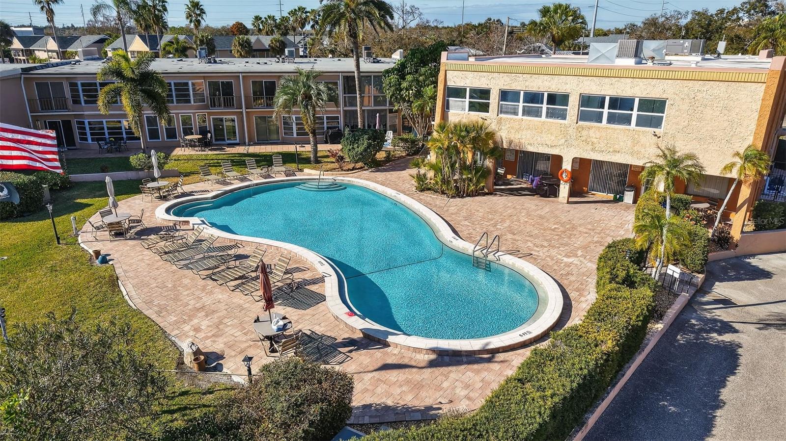 Image 31 of 37 For 225 Country Club Drive D239