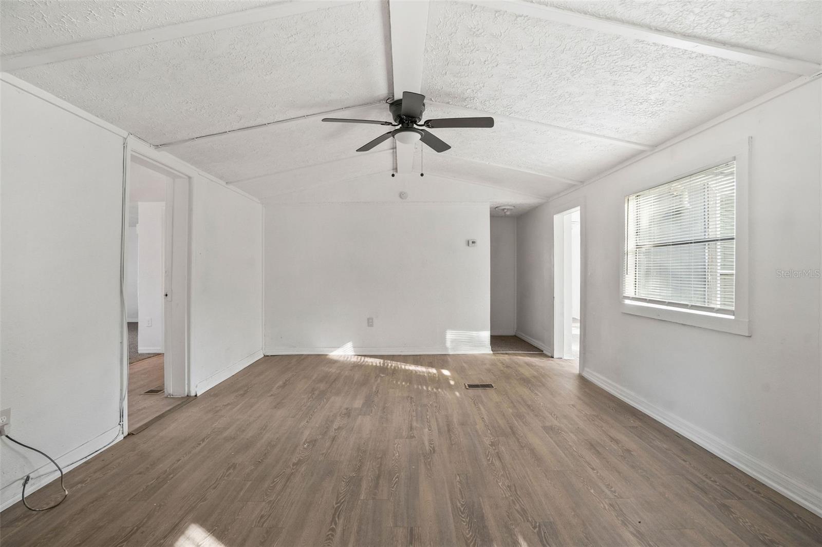 Image 10 of 30 For 10205 Burton Street