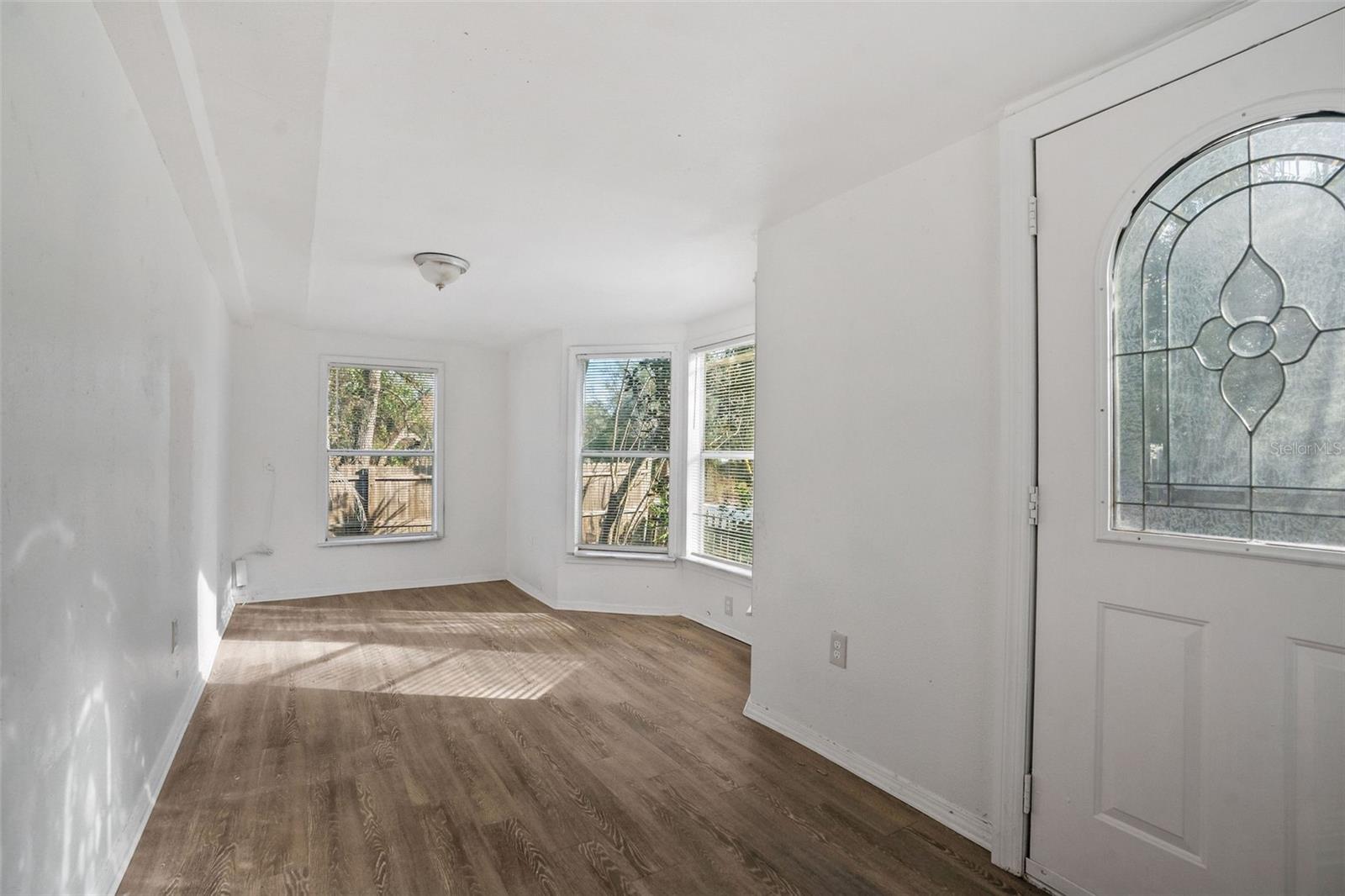 Image 2 of 30 For 10205 Burton Street