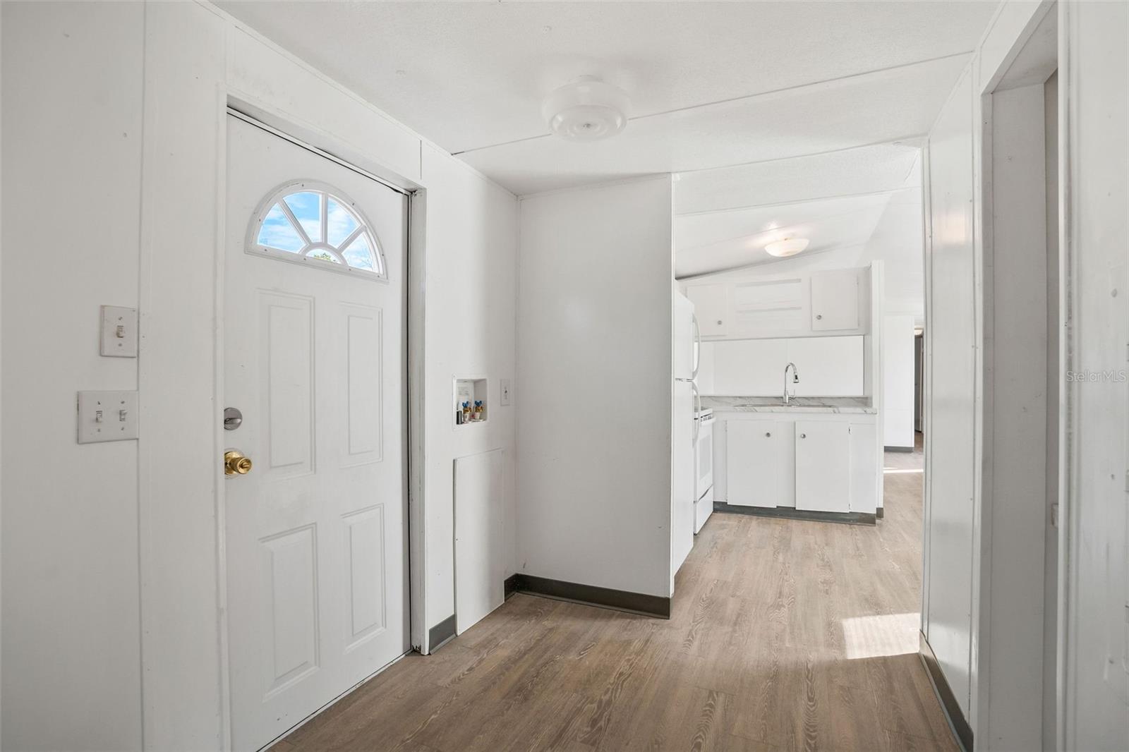 Image 11 of 20 For 9342 Labelle Street