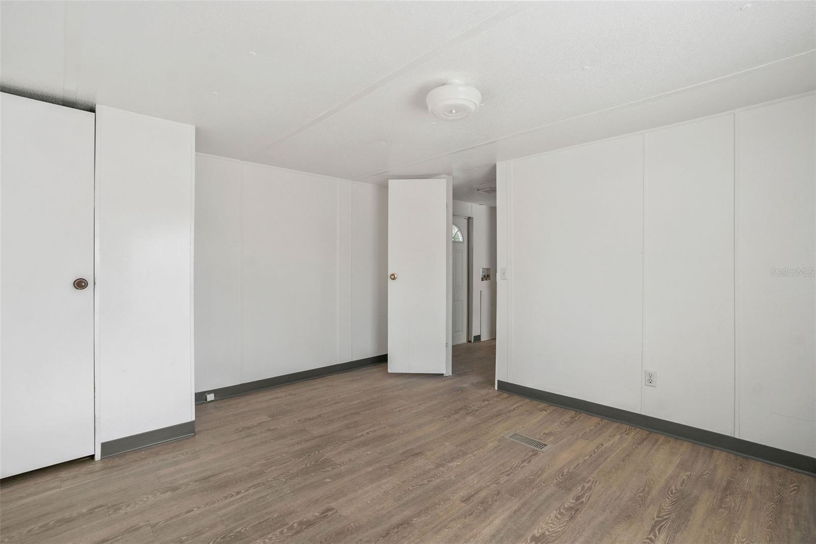 Image 12 of 20 For 9342 Labelle Street