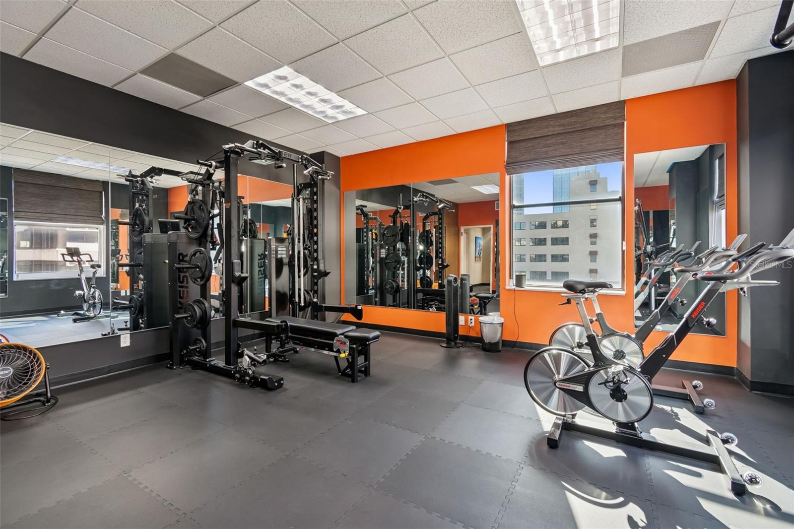 Image 17 of 100 For 707 Franklin Street 6