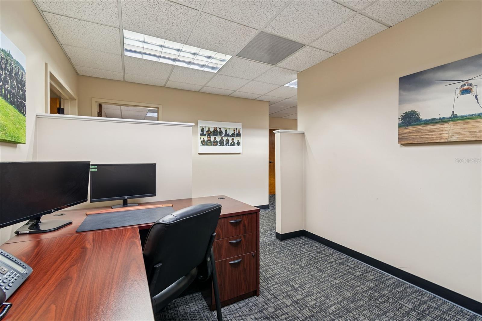 Image 32 of 100 For 707 Franklin Street 6