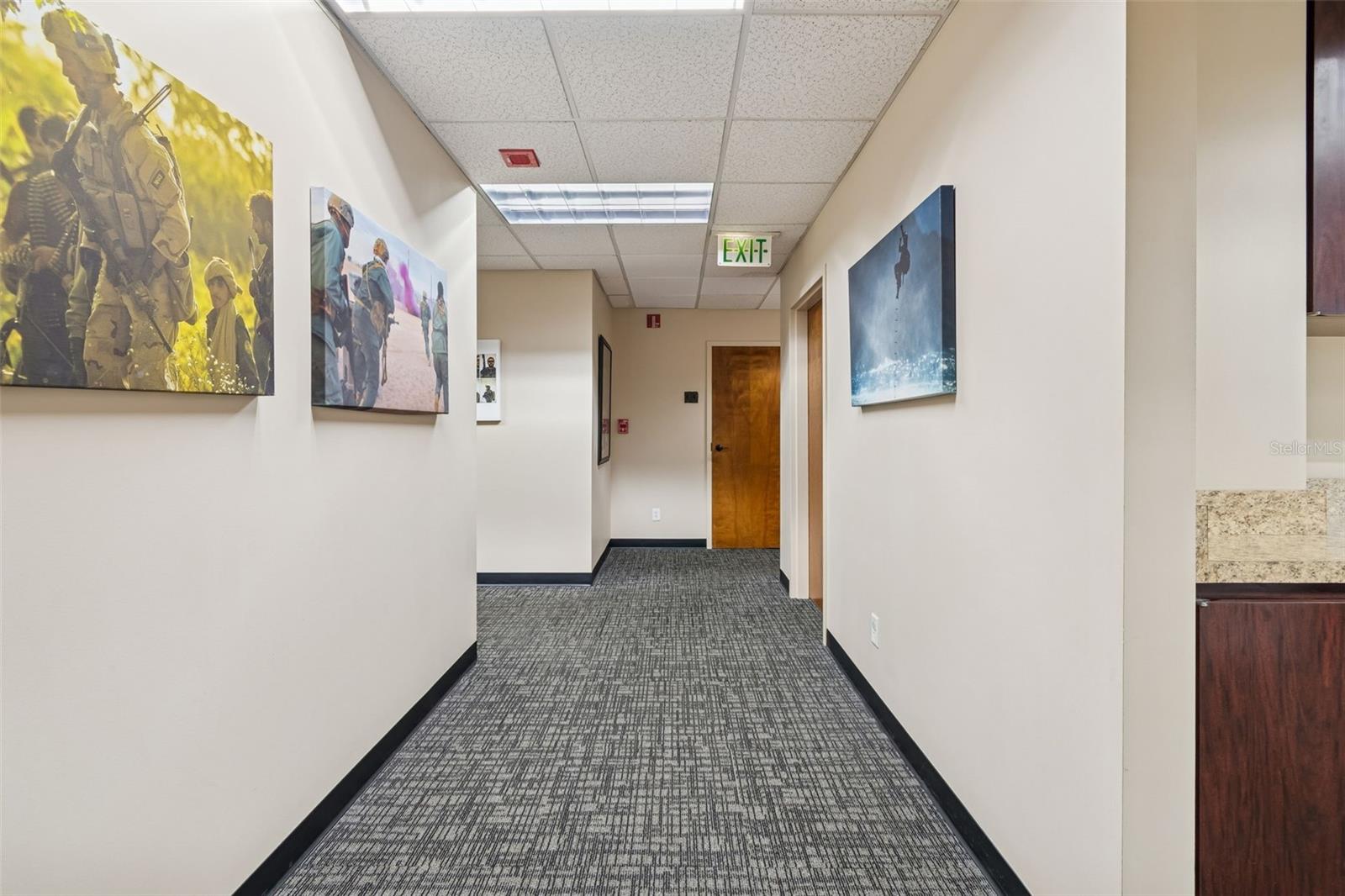 Image 36 of 100 For 707 Franklin Street 6