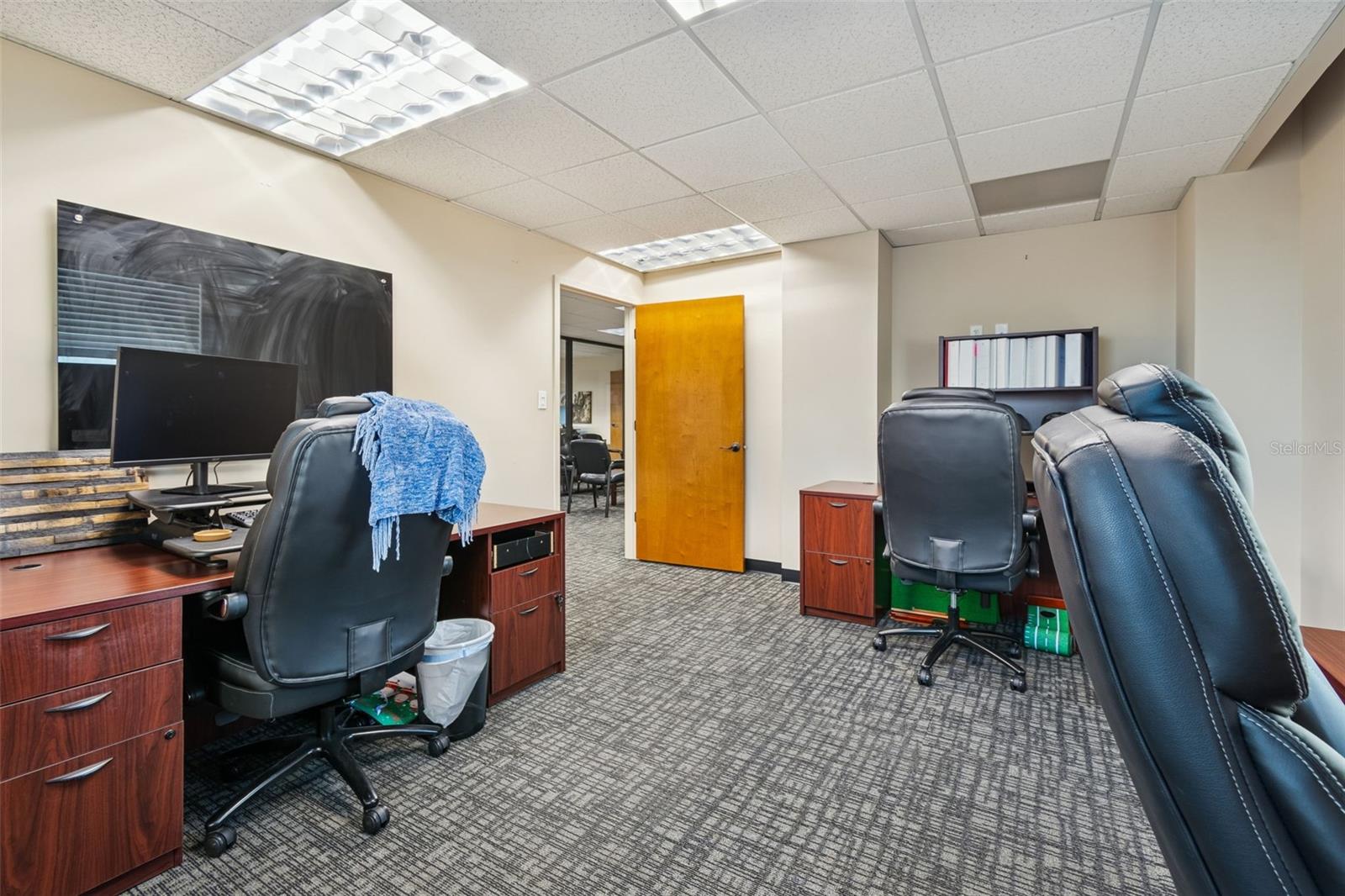 Image 63 of 100 For 707 Franklin Street 6