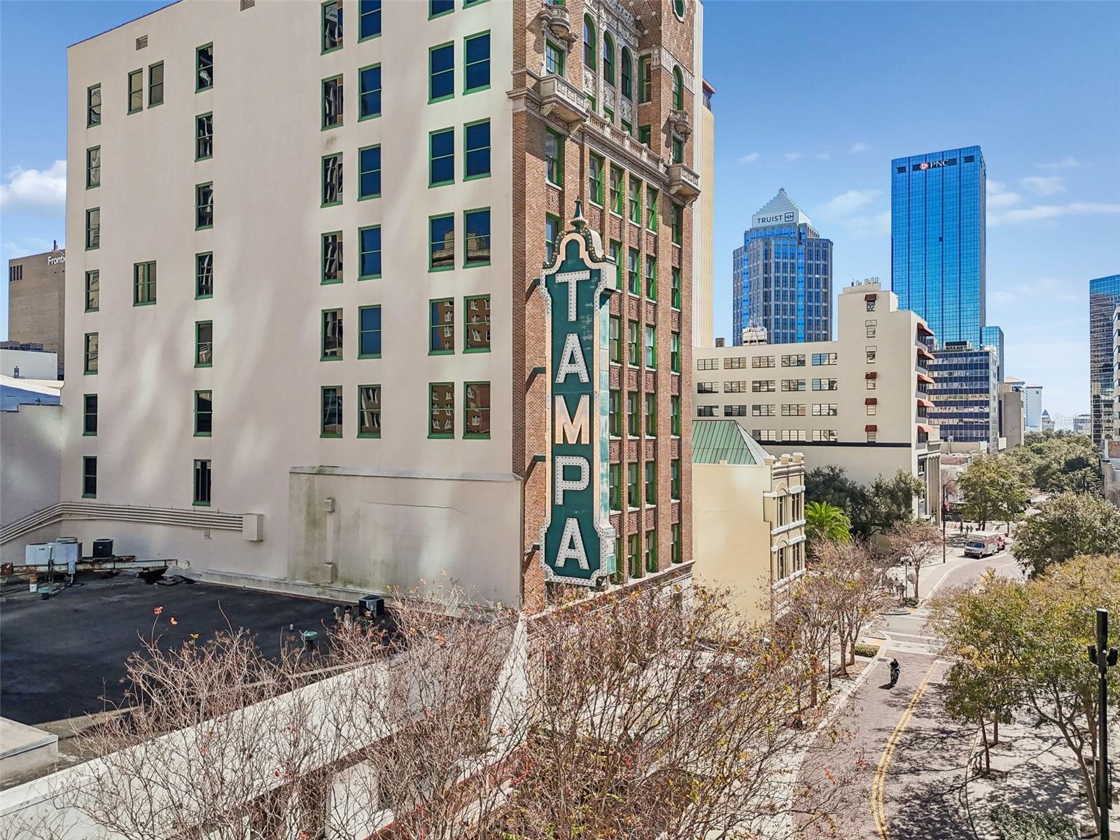 Image 77 of 100 For 707 Franklin Street 6