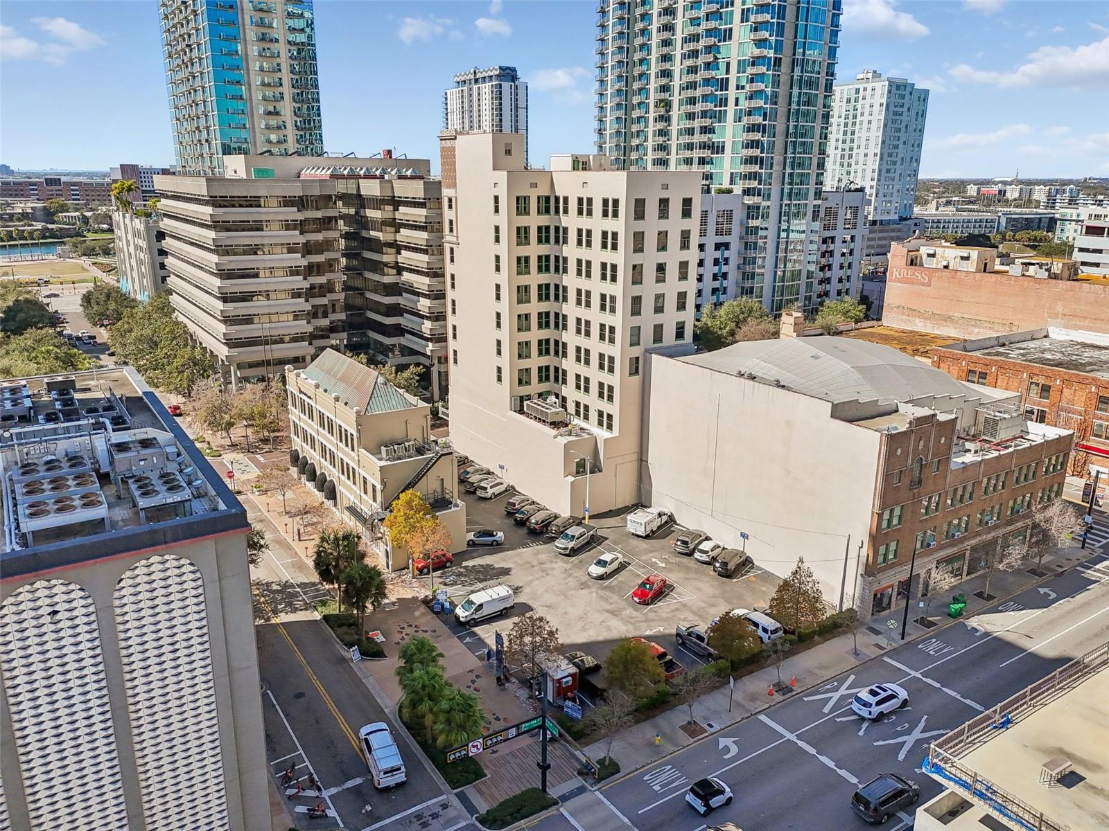 Image 88 of 100 For 707 Franklin Street 6