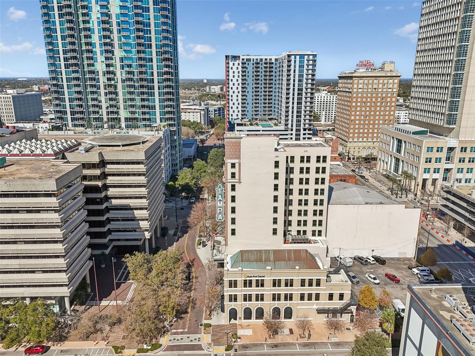 Image 93 of 100 For 707 Franklin Street 6