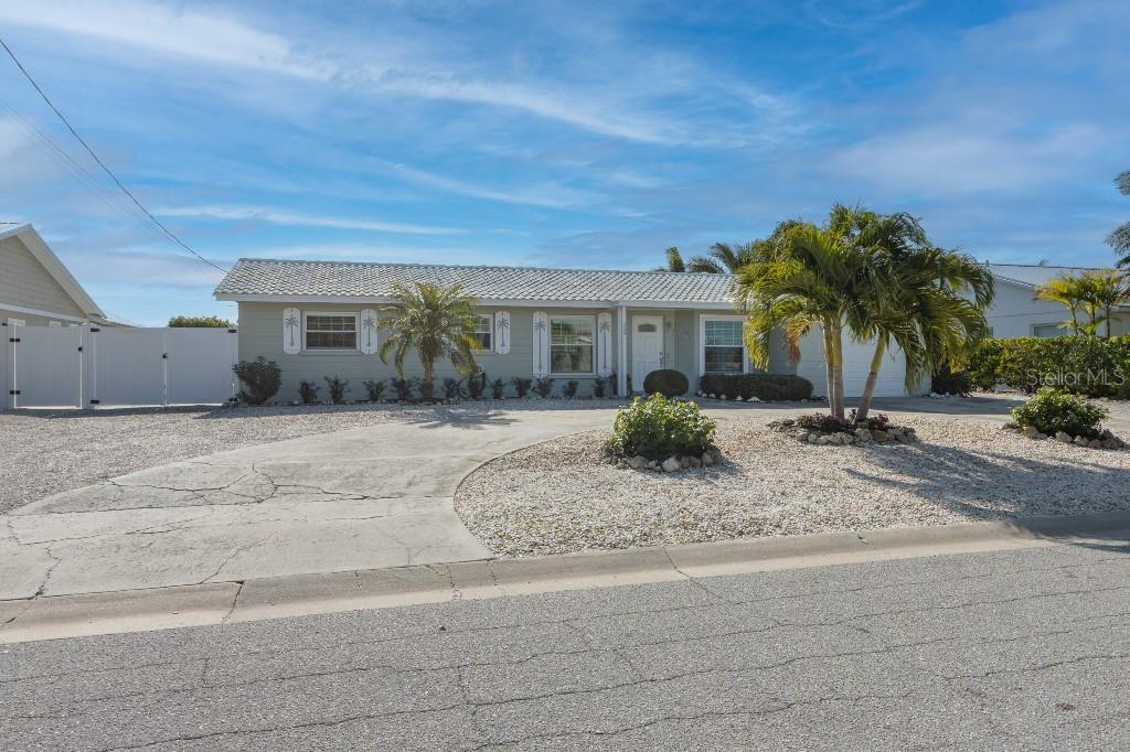 Details for 529 67th Street, HOLMES BEACH, FL 34217