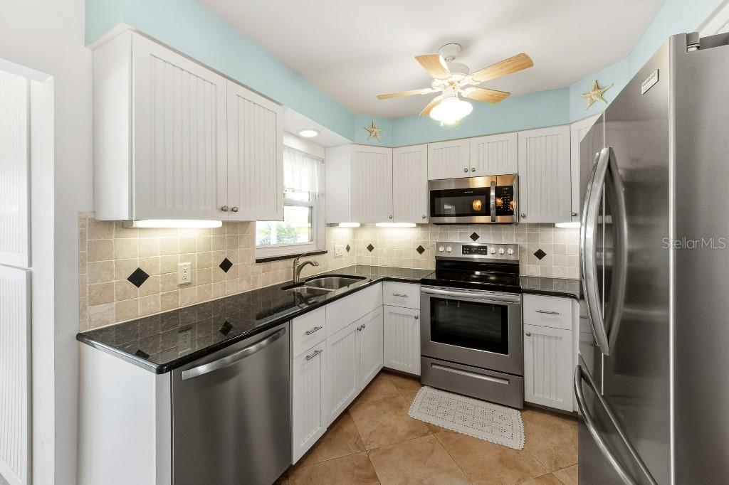 Image 6 of 23 For 529 67th Street