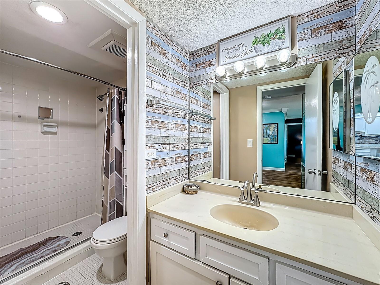 Image 20 of 43 For 2901 26th Street W Apt 511