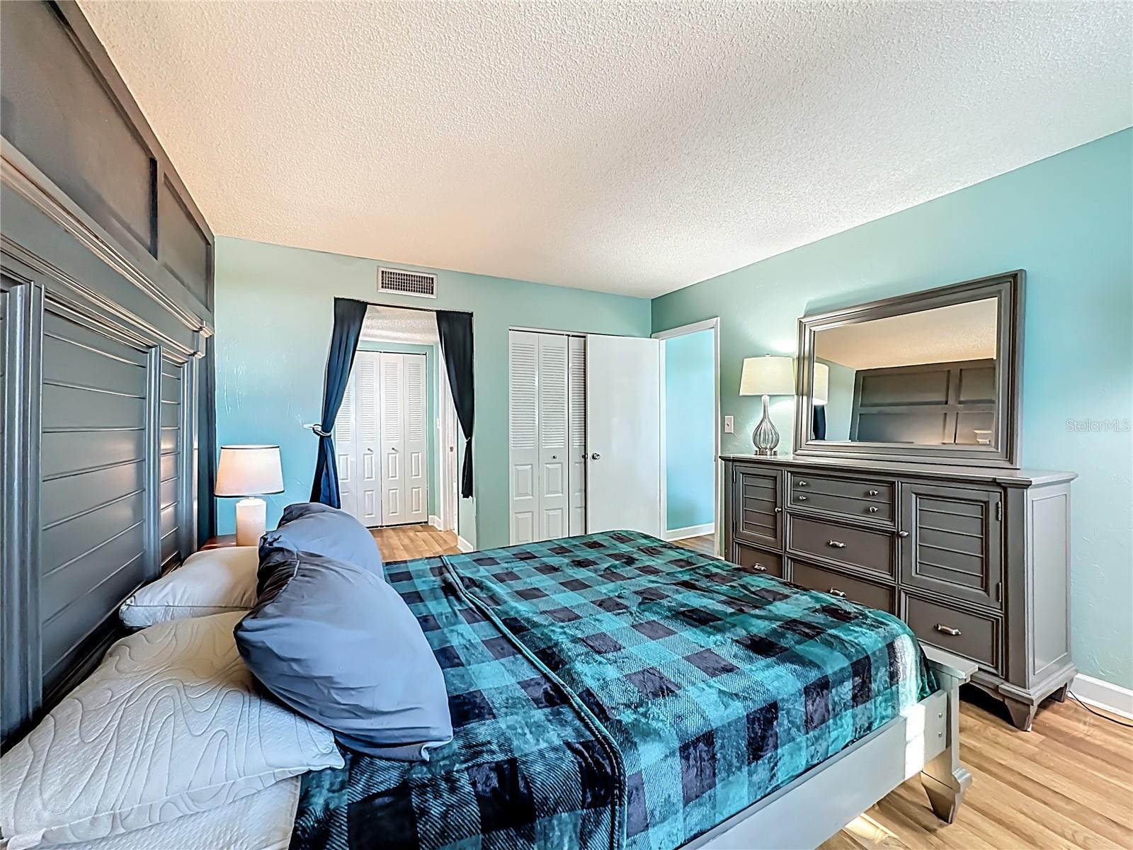 Image 25 of 43 For 2901 26th Street W Apt 511