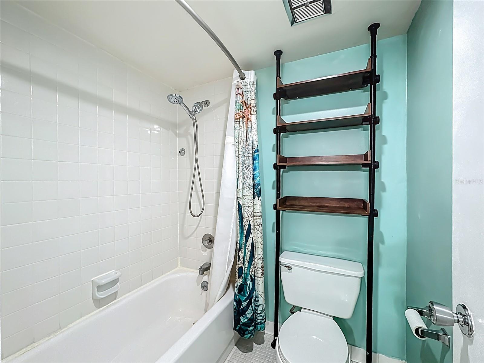 Image 28 of 43 For 2901 26th Street W Apt 511