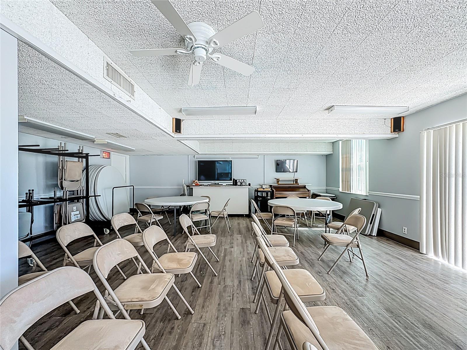 Image 37 of 43 For 2901 26th Street W Apt 511