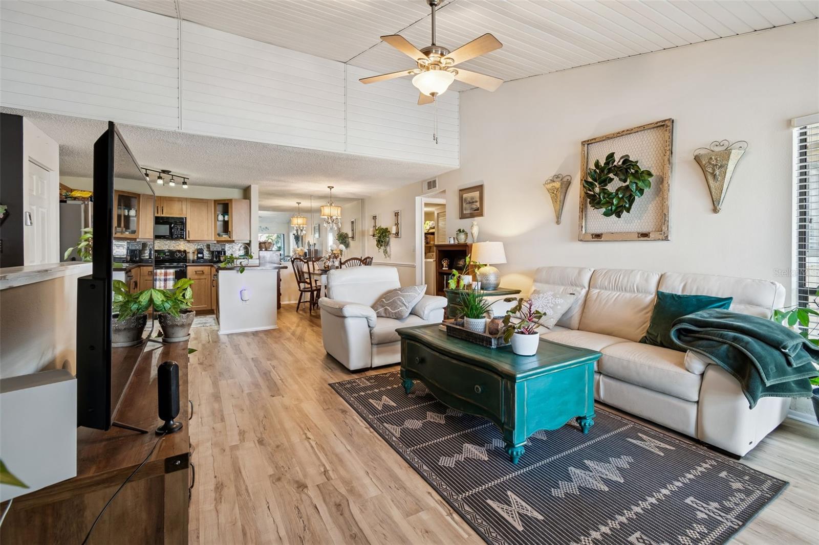 Image 12 of 48 For 5754 Baywater Drive