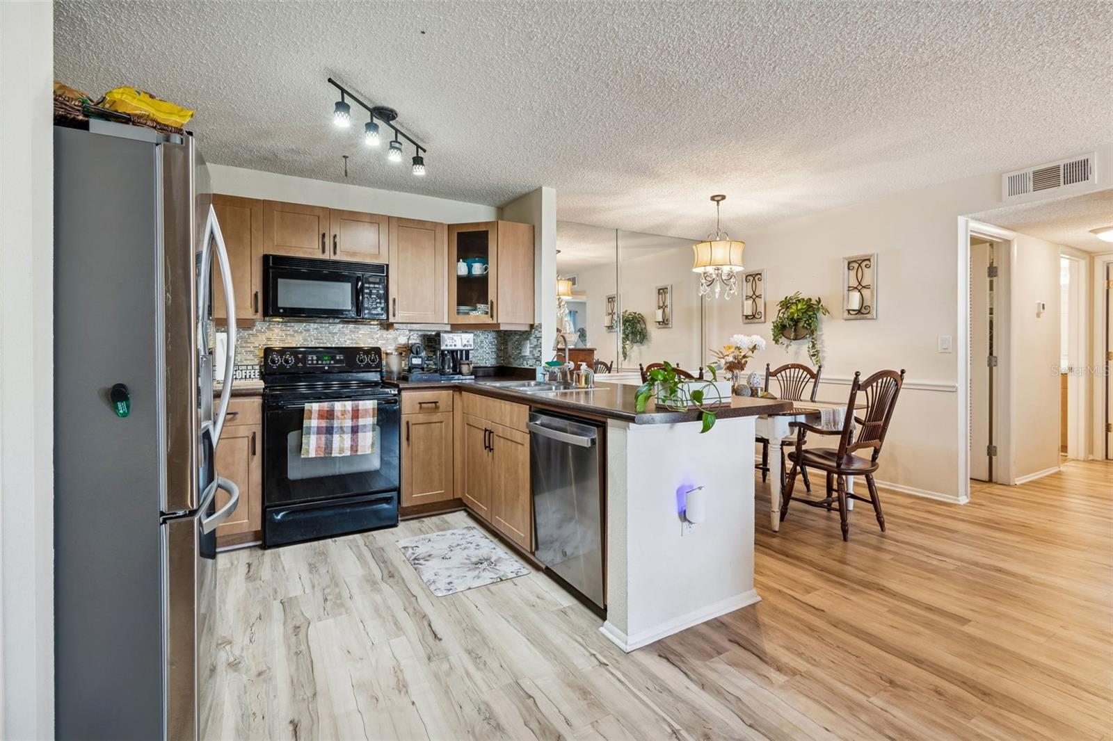 Image 6 of 48 For 5754 Baywater Drive