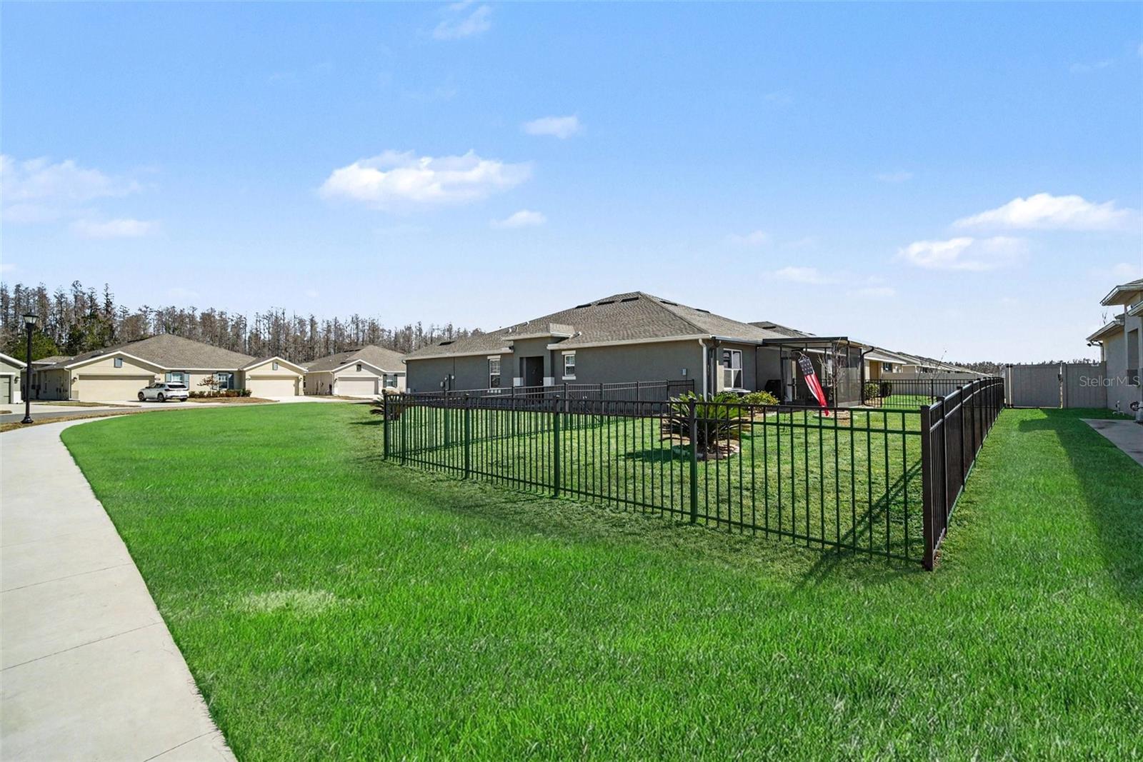 Image 26 of 41 For 18088 Turning Leaf Circle