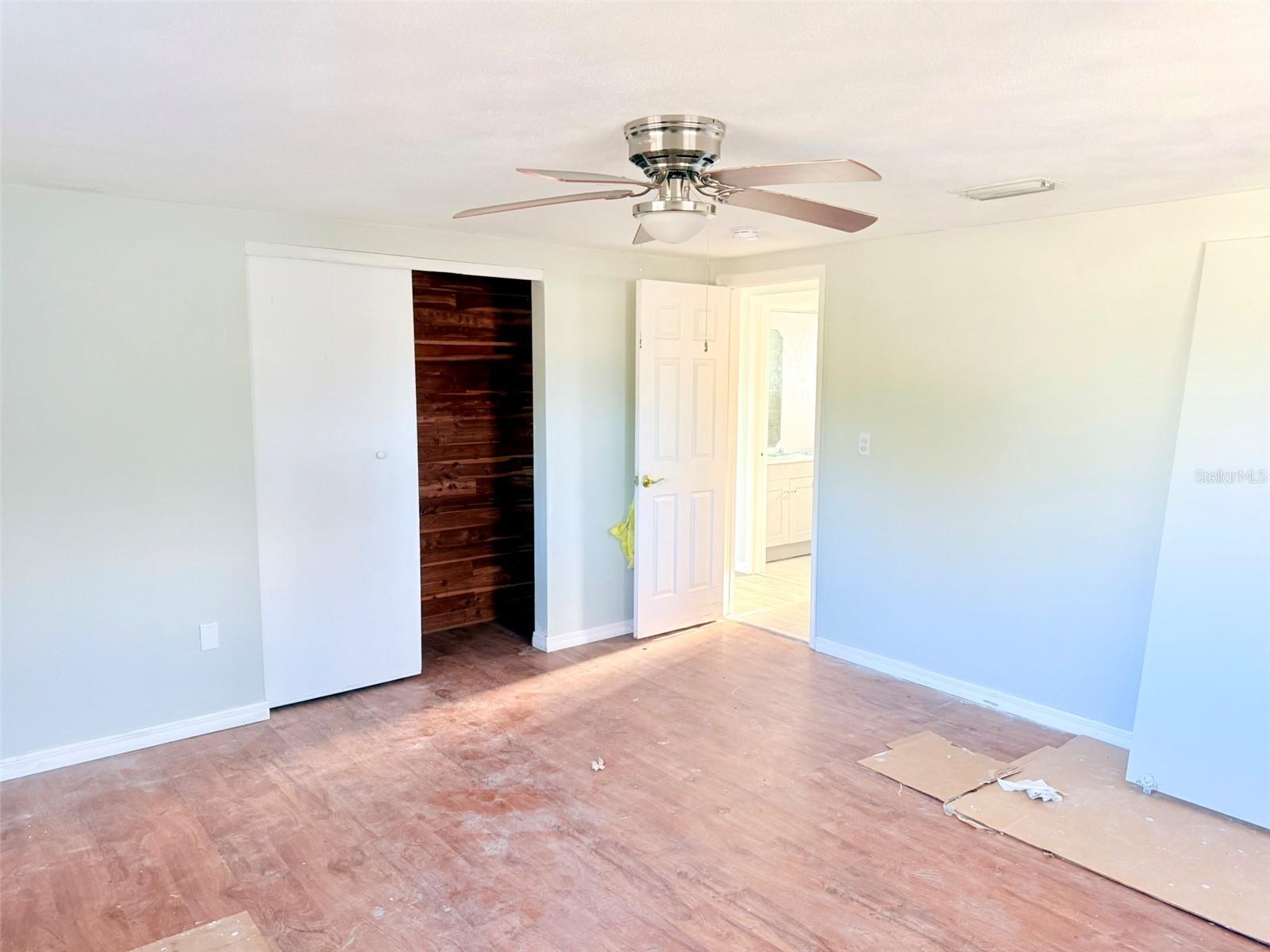 Image 7 of 10 For 11807 Alpine Parkway