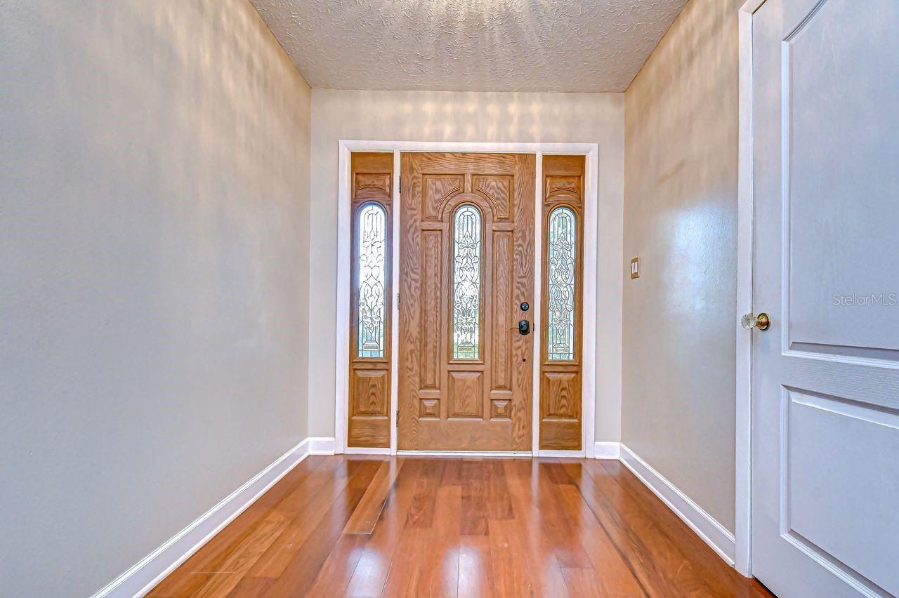 Image 20 of 59 For 610 Chancellar Drive