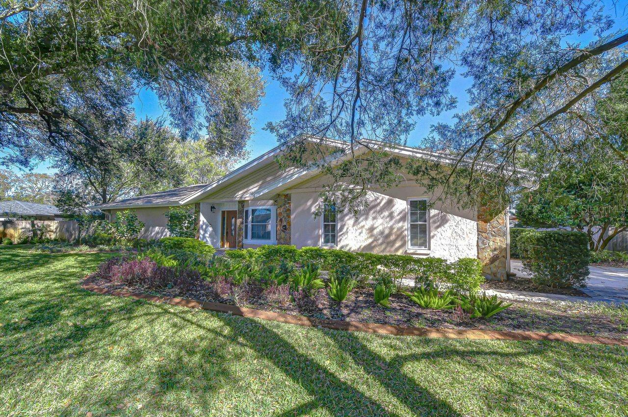 Image 4 of 59 For 610 Chancellar Drive