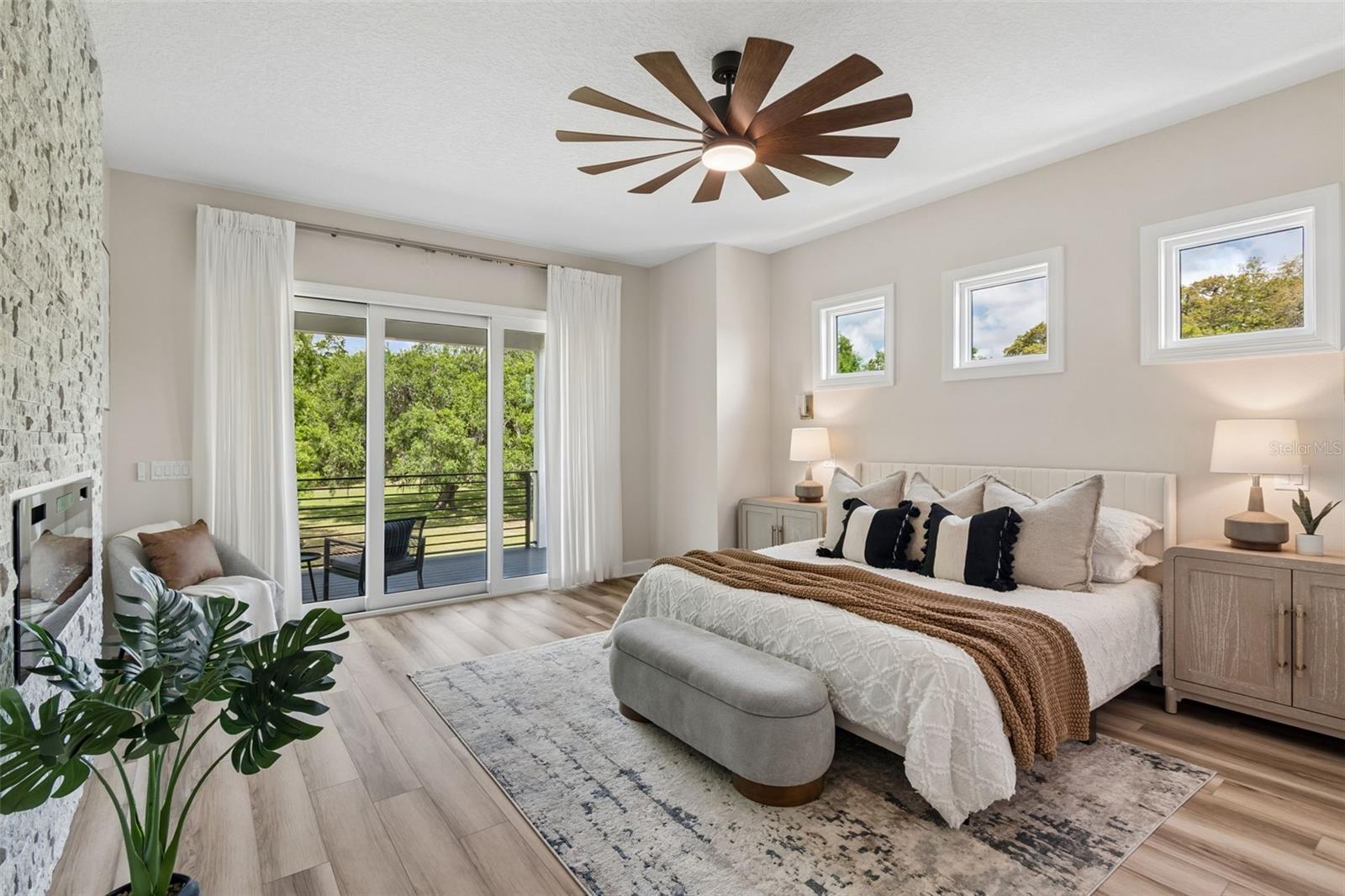 Image 16 of 88 For 13711 Lussier Lane