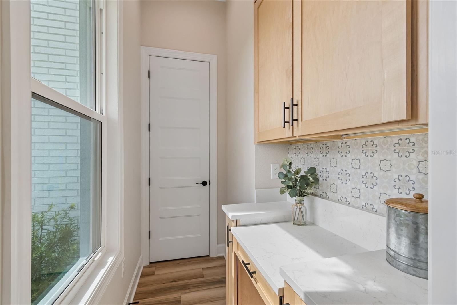 Image 27 of 88 For 13711 Lussier Lane