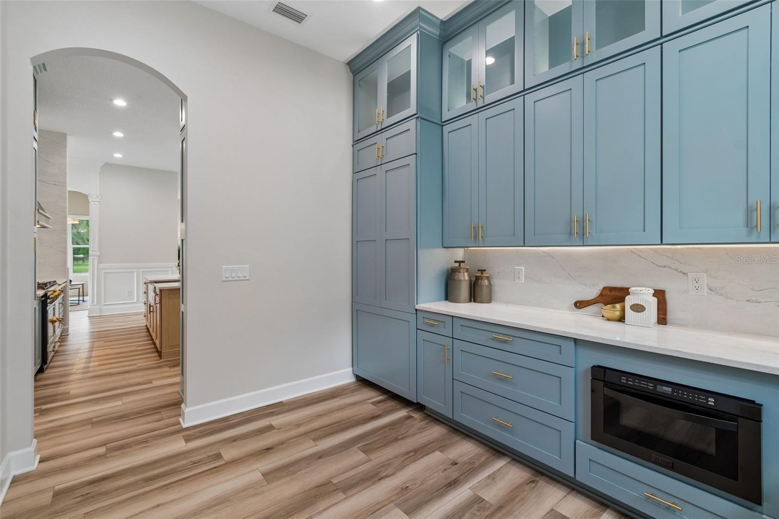 Image 35 of 88 For 13711 Lussier Lane