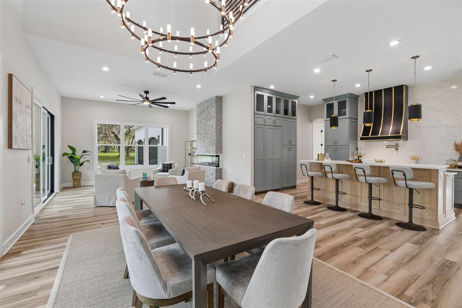 Image 40 of 88 For 13711 Lussier Lane