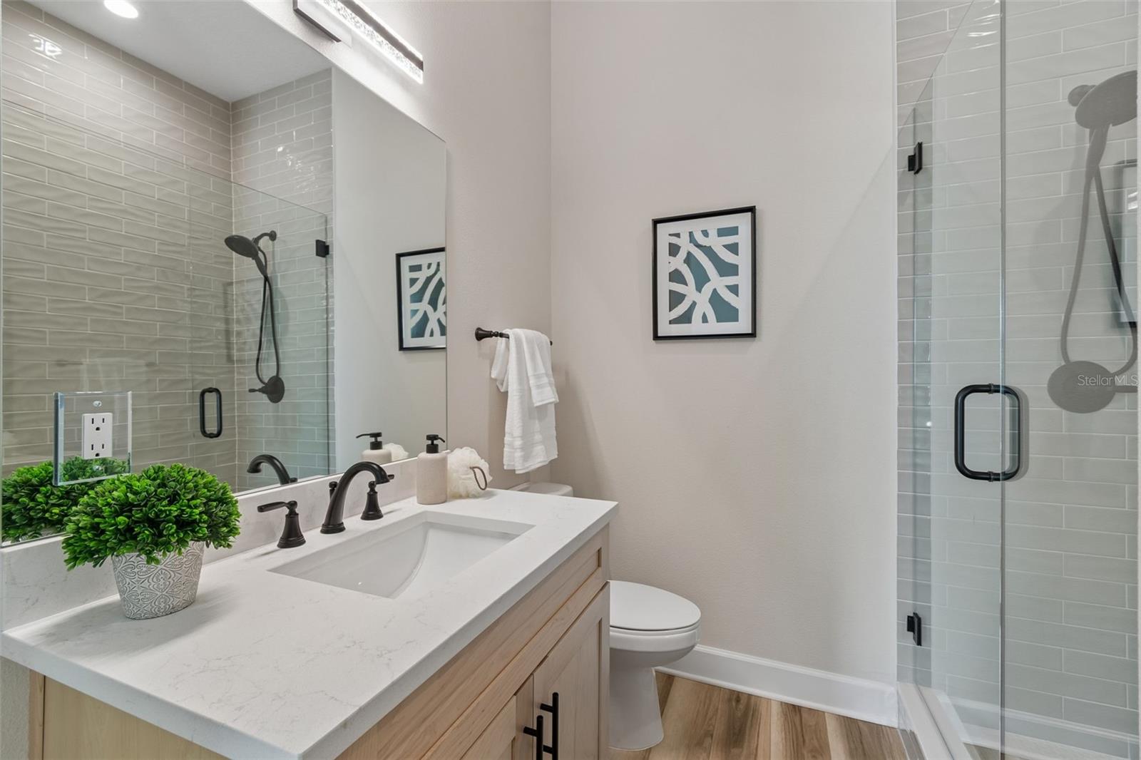 Image 51 of 88 For 13711 Lussier Lane