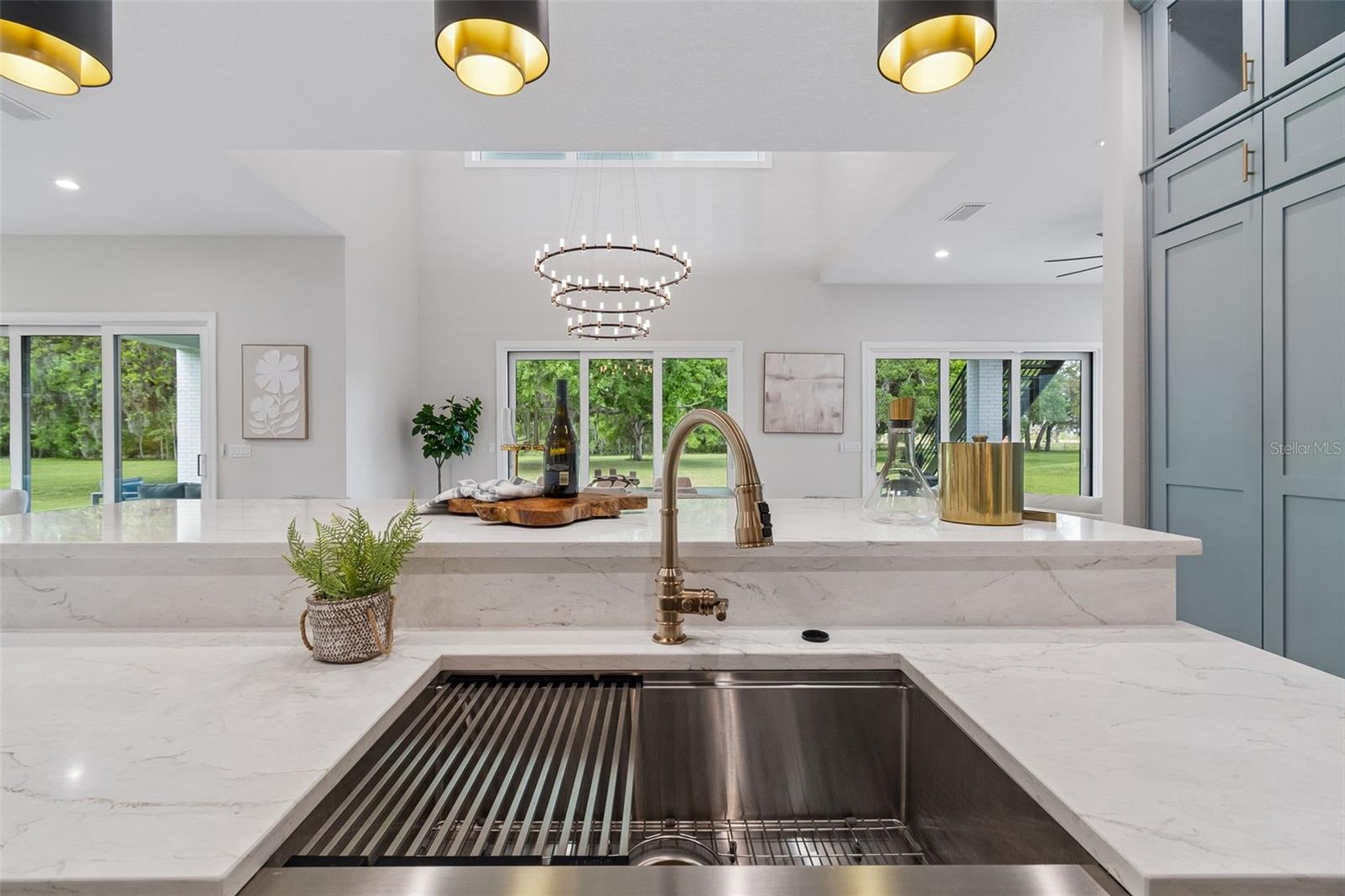 Image 6 of 88 For 13711 Lussier Lane