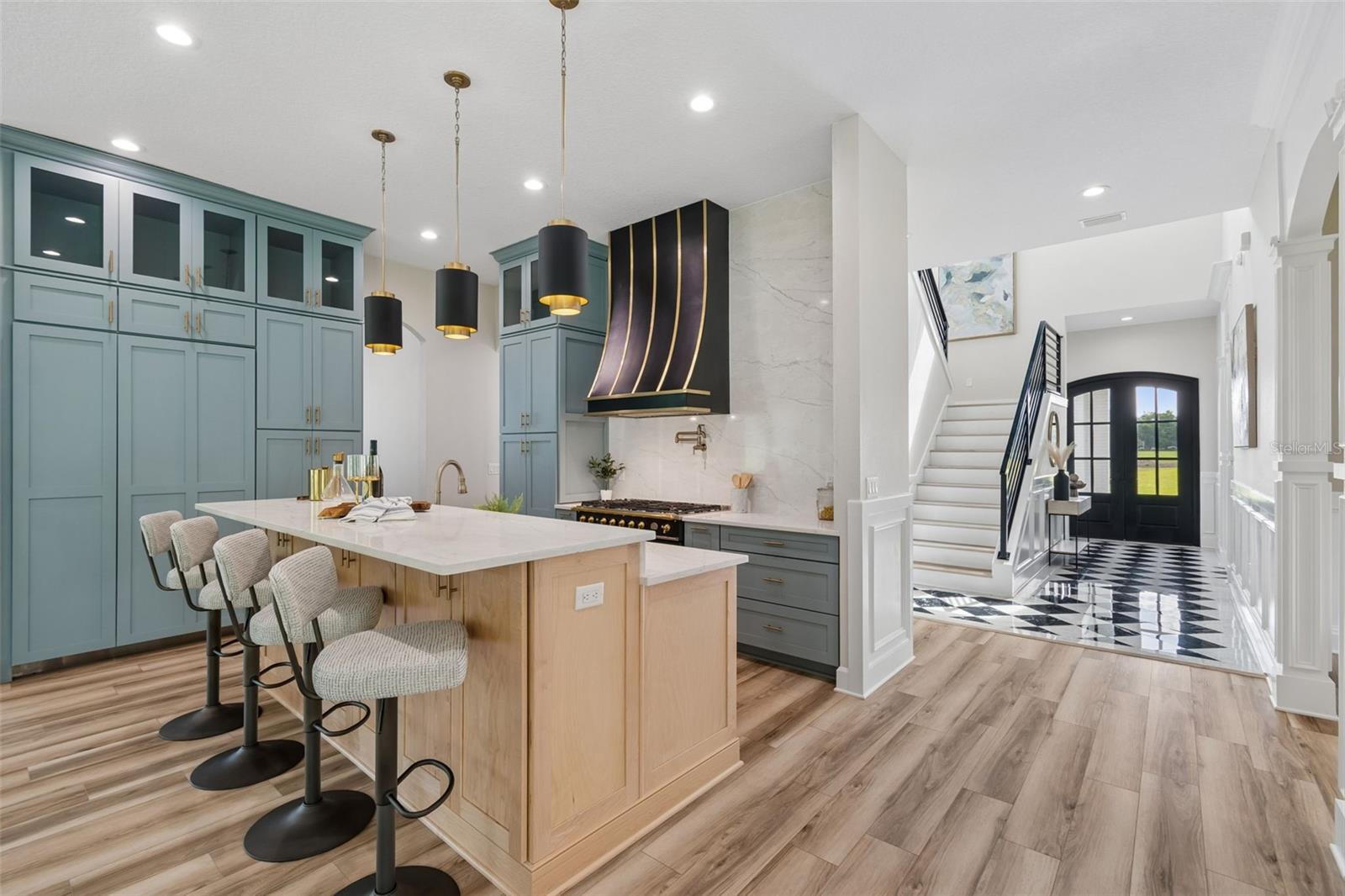 Image 7 of 88 For 13711 Lussier Lane