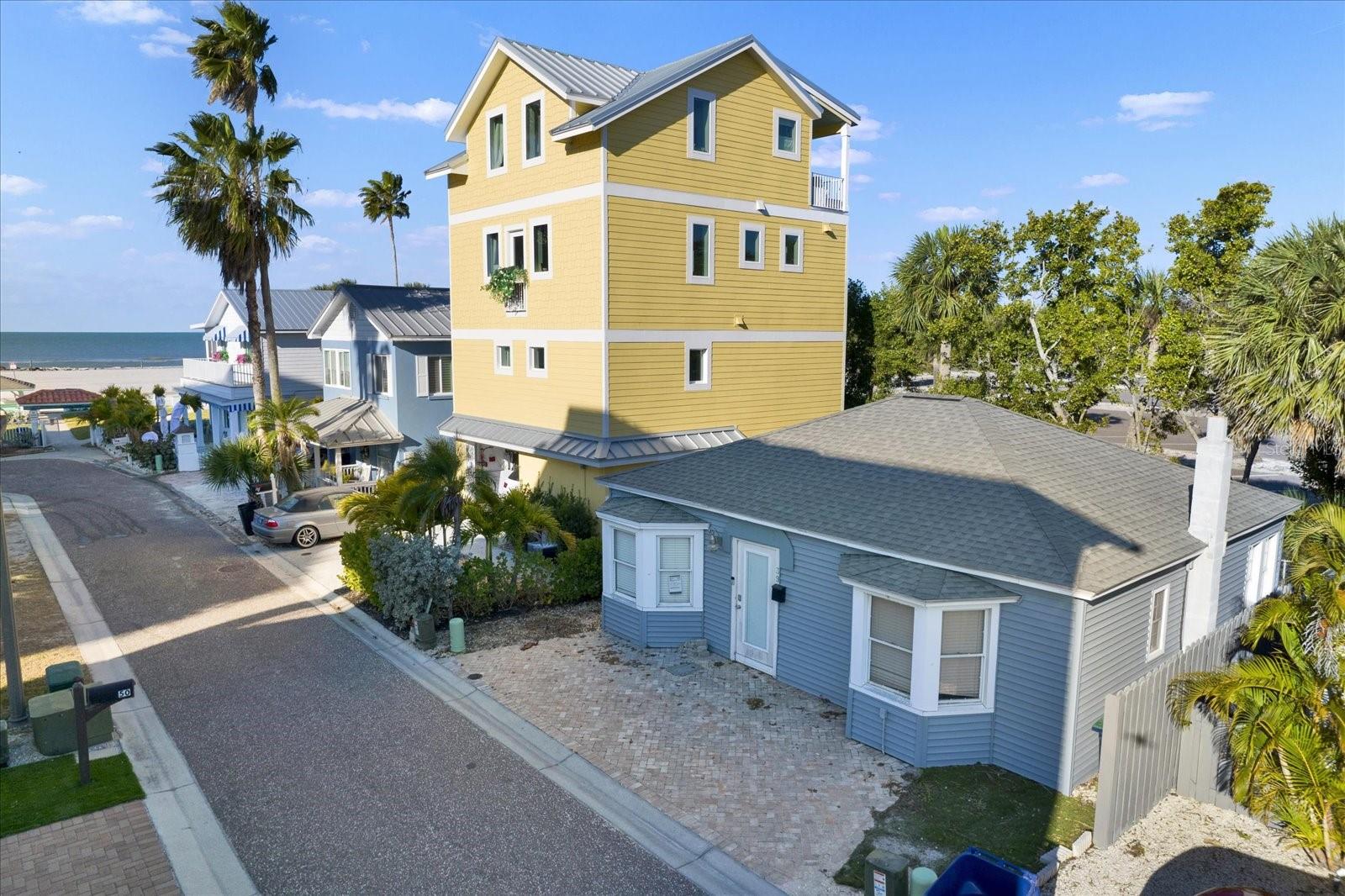 Listing photo id 2 for 39 181st Avenue W