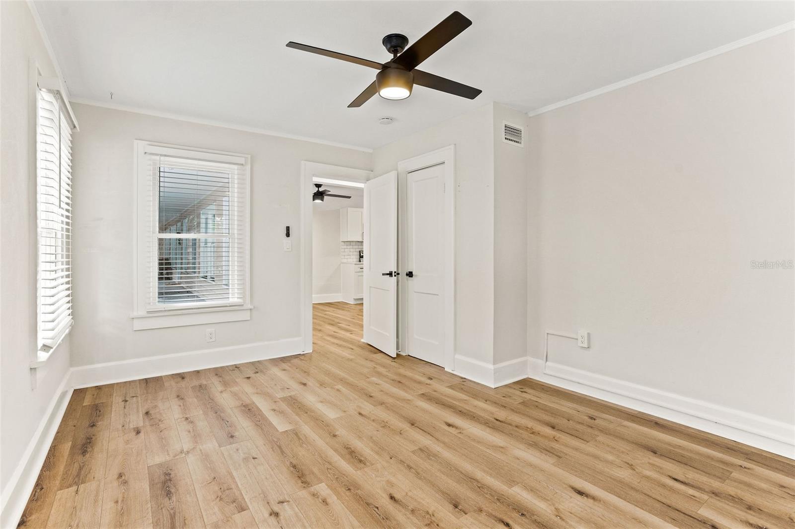 Image 10 of 16 For 1153 34th Avenue N 8