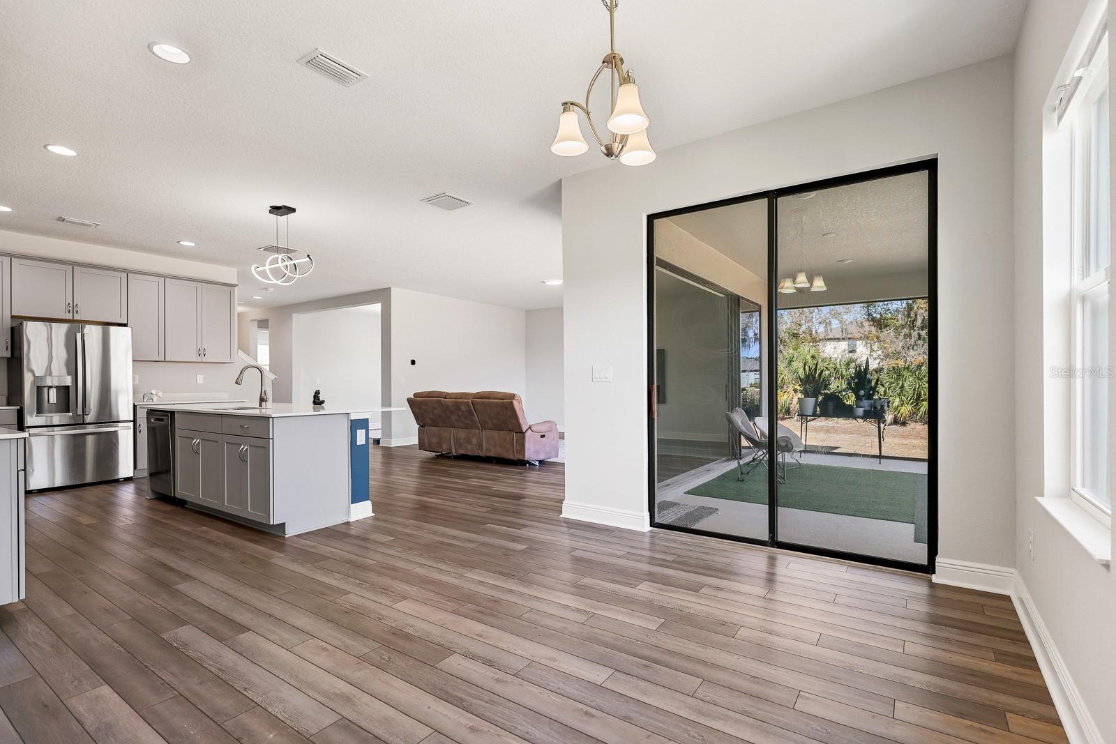 Listing photo id 11 for 14671 Horse Trot Road