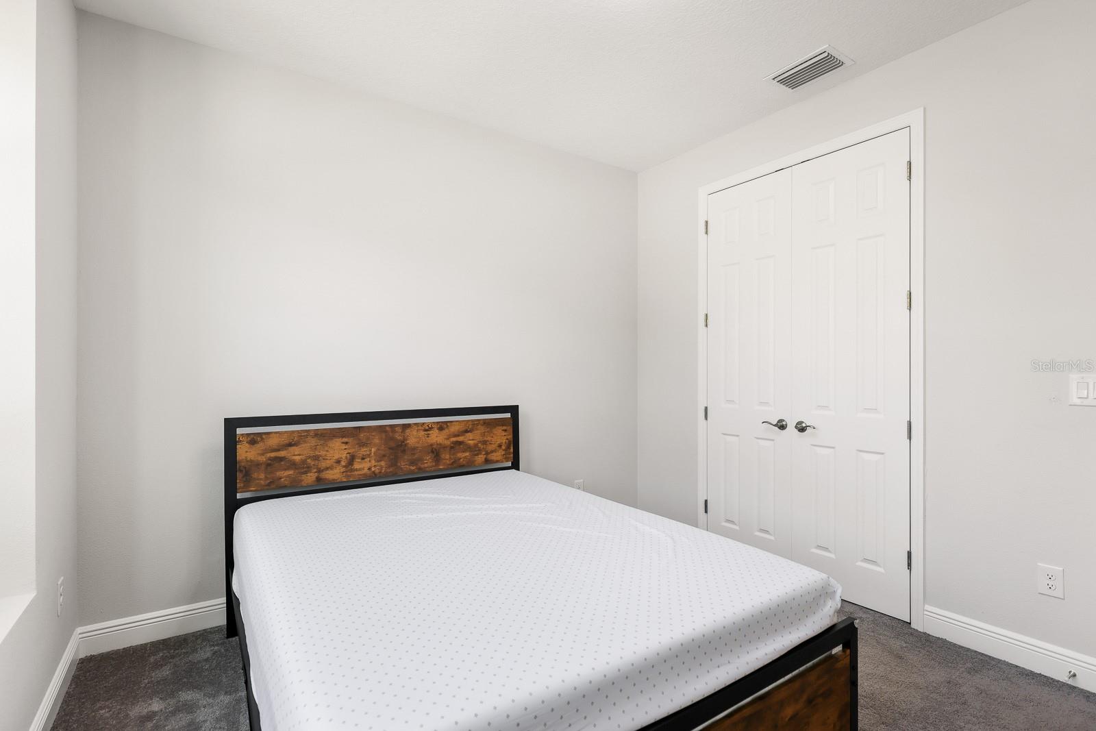 Listing photo id 20 for 14671 Horse Trot Road