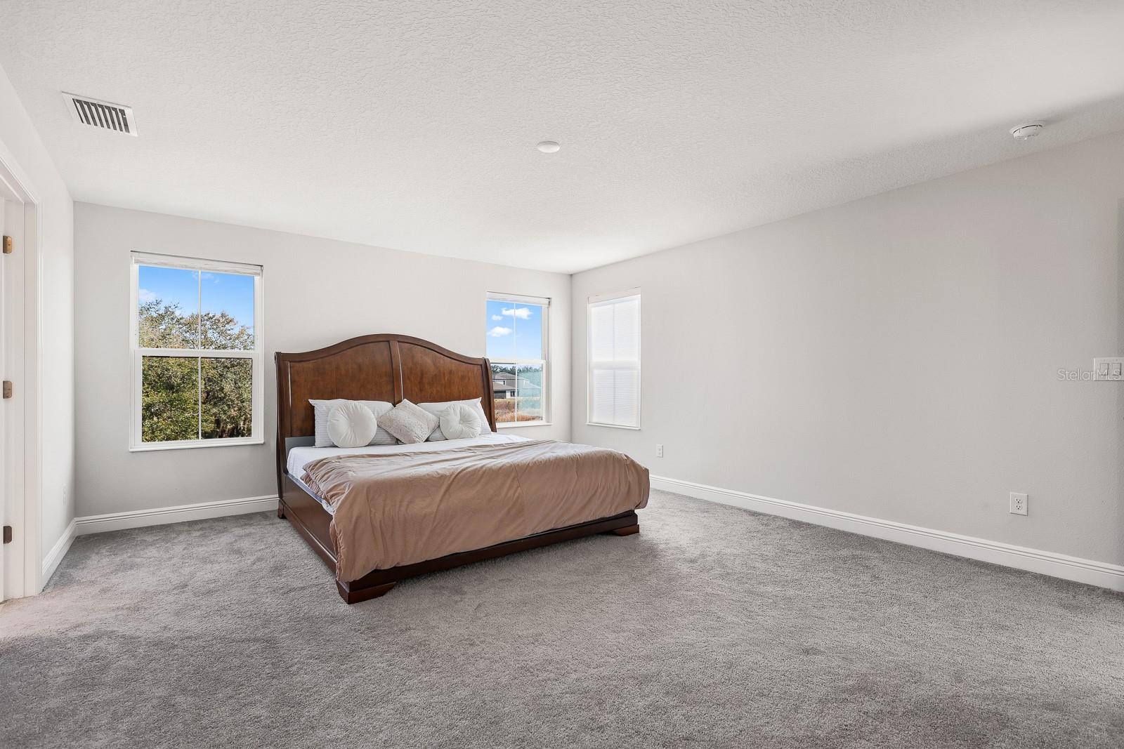 Listing photo id 23 for 14671 Horse Trot Road