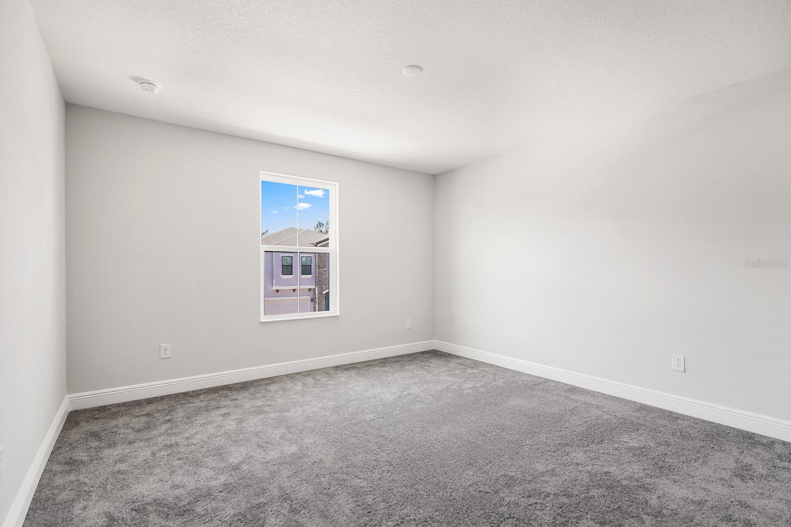 Listing photo id 33 for 14671 Horse Trot Road