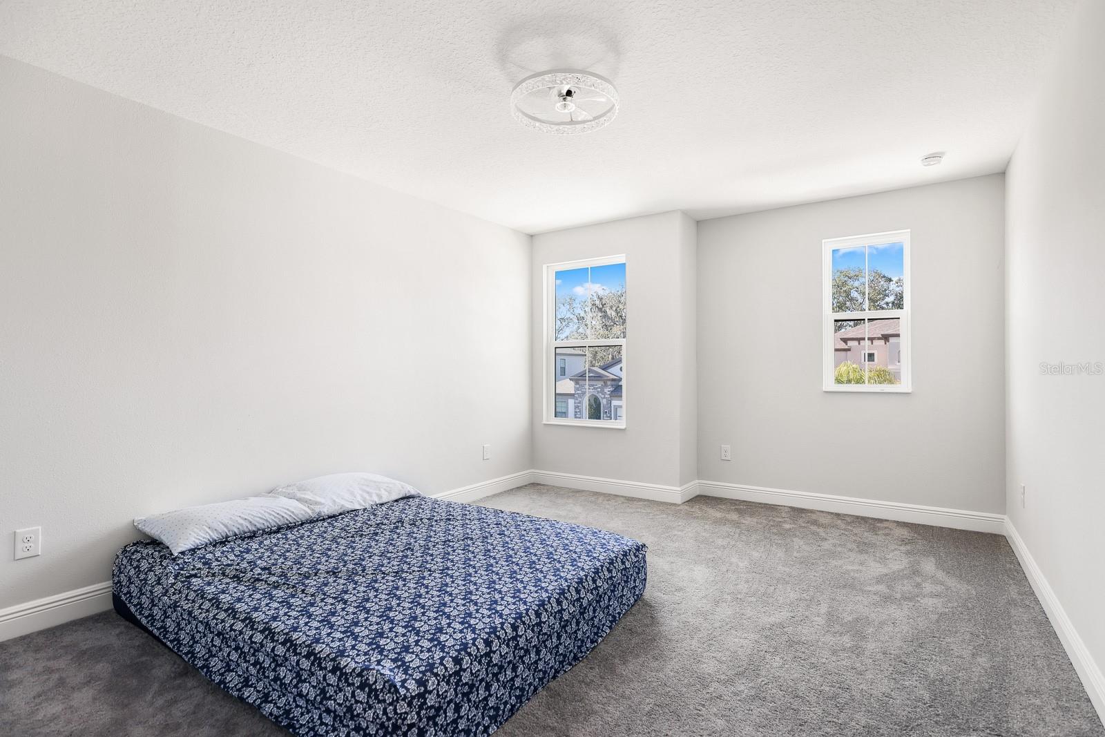 Listing photo id 35 for 14671 Horse Trot Road